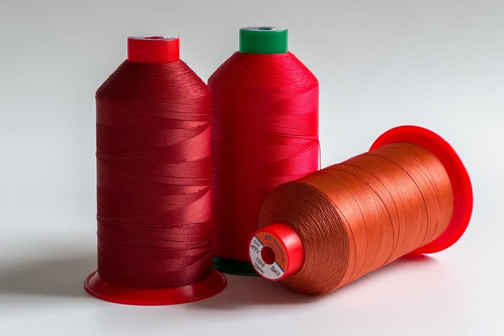 Polyester Filament Sewing Thread for Quilting Machine:Top 4 Advantages adn Characteristics